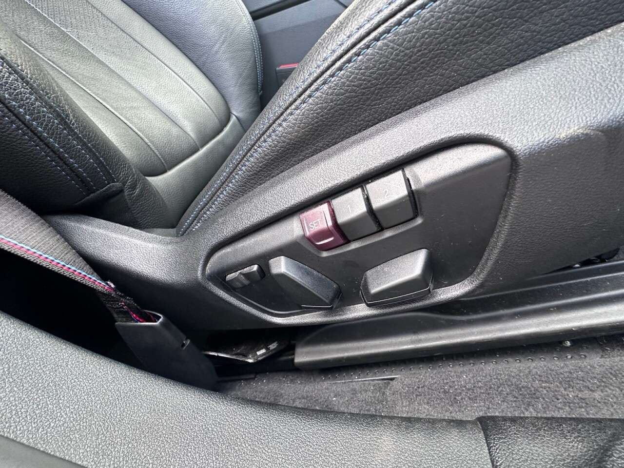 A 2022 BMW 1 SERIES 1.5 118i M Sport (LCP) Hatchback 5dr Petrol Manual Euro 6 (s/s) (136 ps) A 2022 BMW 1 SERIES 1.5 118i M Sport (LCP) Hatchback 5dr Petrol Manual Euro 6 (s/s) (136 ps)