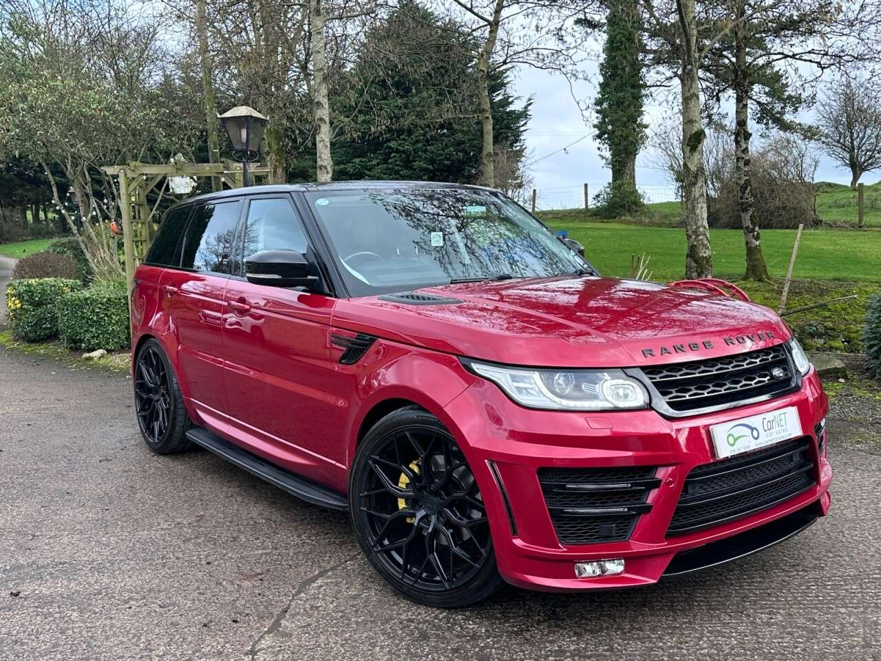 A 2014 LAND ROVER RANGE ROVER SPORT 3.0 TD V6 SE SUV 5dr Diesel Auto 4WD Euro 5 (s/s) (258 ps) A 2014 LAND ROVER RANGE ROVER SPORT 3.0 TD V6 SE SUV 5dr Diesel Auto 4WD Euro 5 (s/s) (258 ps)
