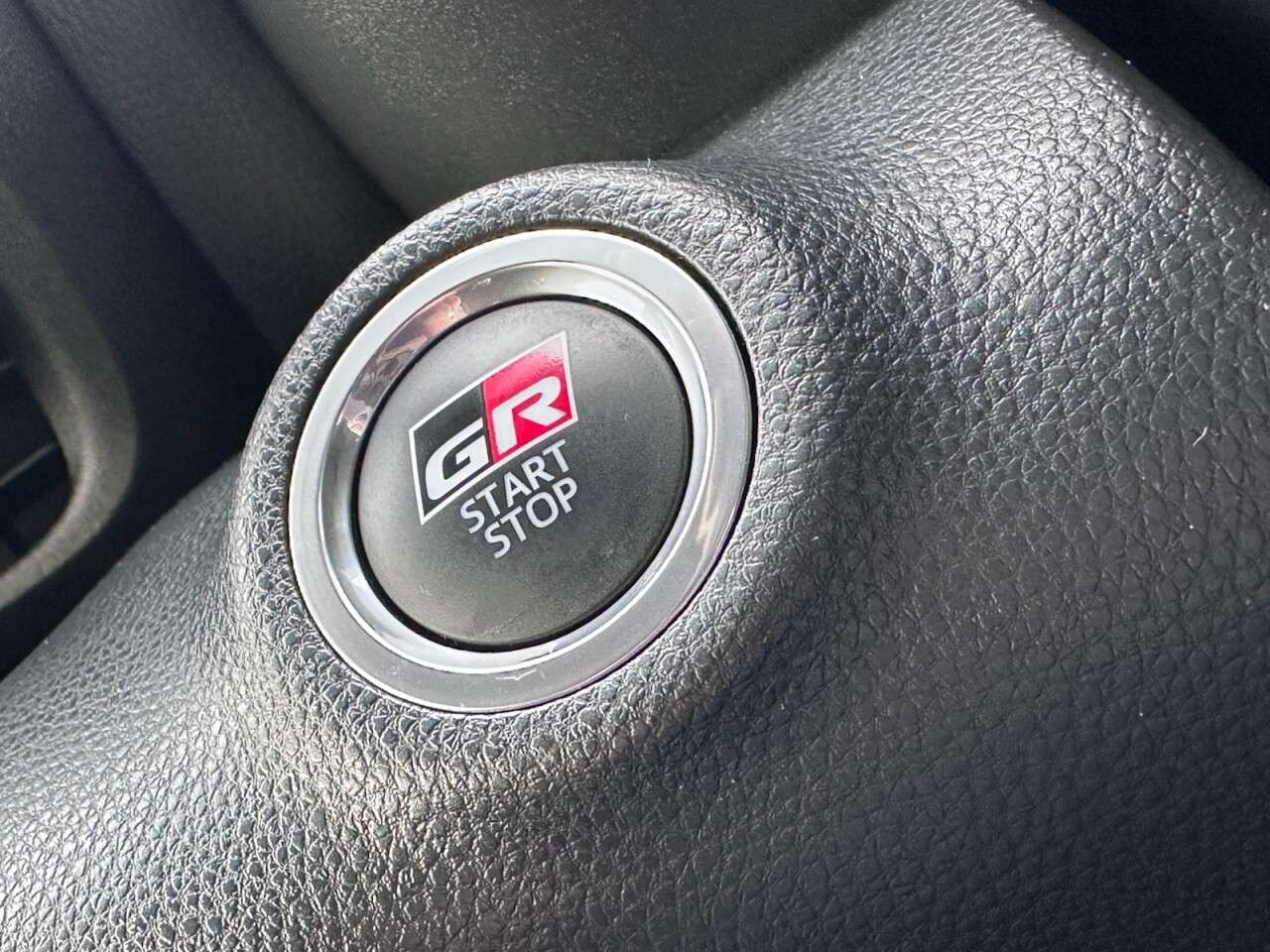 2022 TOYOTA YARIS 2022 TOYOTA YARIS