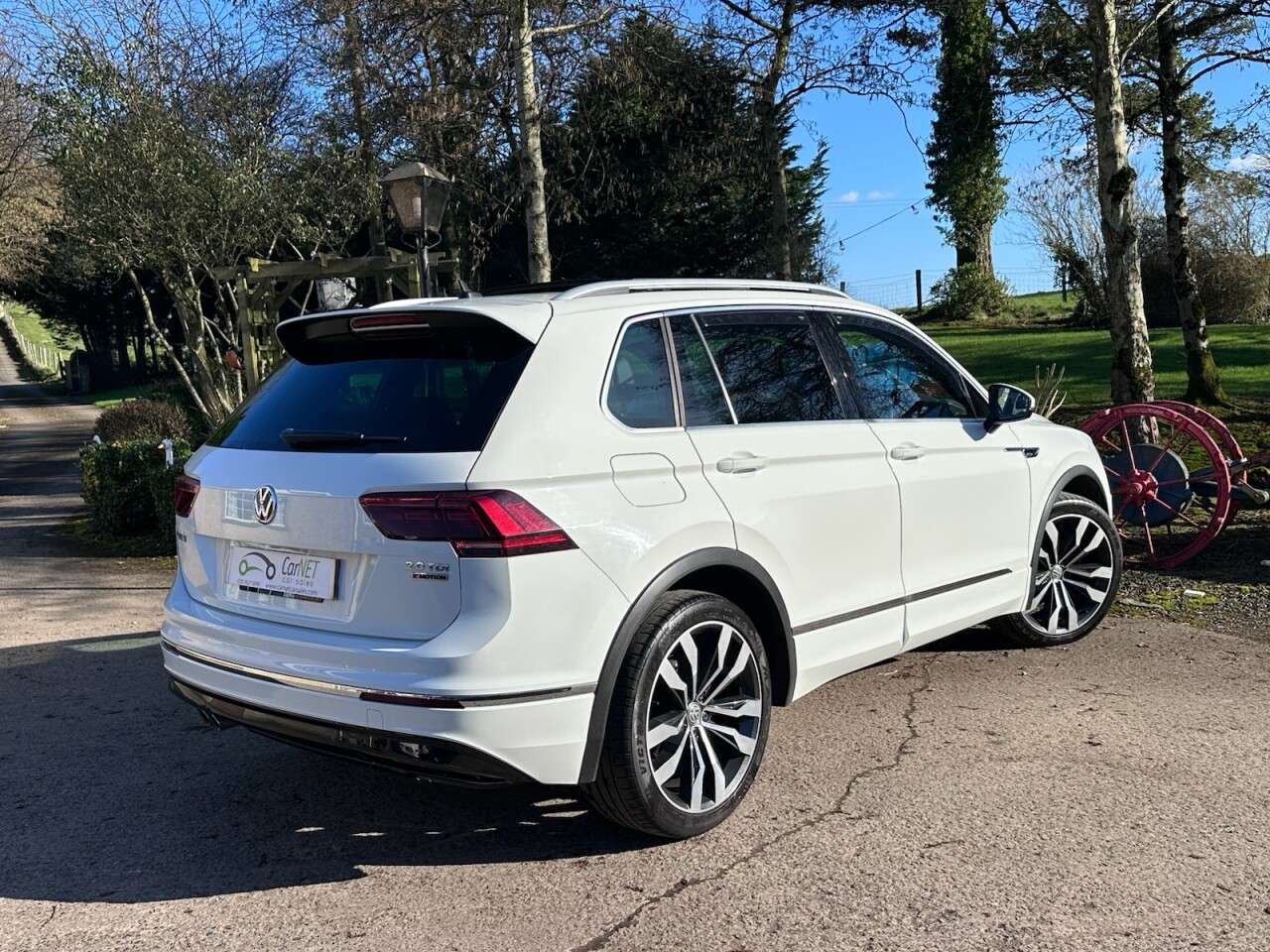 2017 VOLKSWAGEN TIGUAN 2017 VOLKSWAGEN TIGUAN