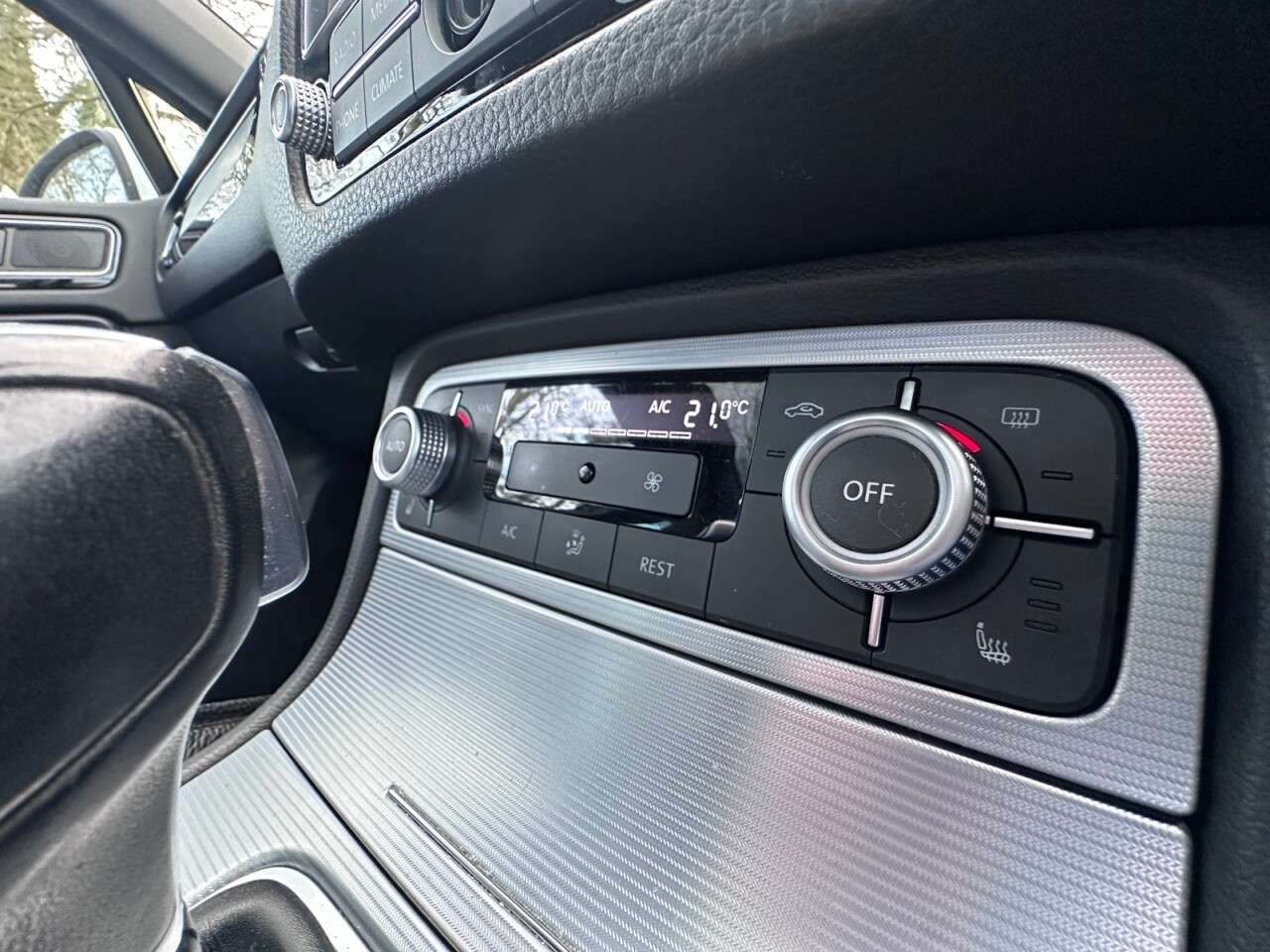 2017 VOLKSWAGEN TOUAREG 2017 VOLKSWAGEN TOUAREG