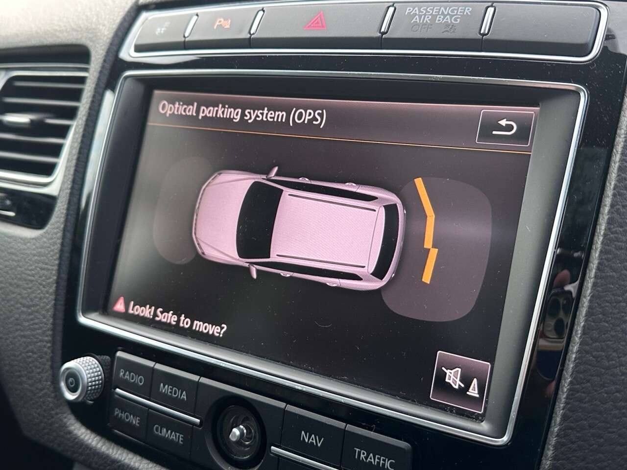 2017 VOLKSWAGEN TOUAREG 2017 VOLKSWAGEN TOUAREG