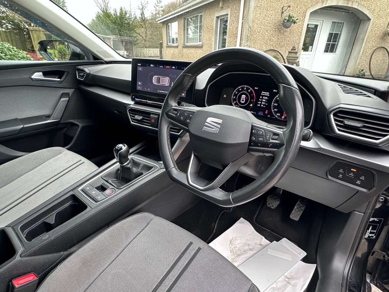 A 2021 SEAT LEON 1.0 TSI EVO SE Dynamic Hatchback 5dr Petrol Manual Euro 6 (s/s) (110 ps) A 2021 SEAT LEON 1.0 TSI EVO SE Dynamic Hatchback 5dr Petrol Manual Euro 6 (s/s) (110 ps)