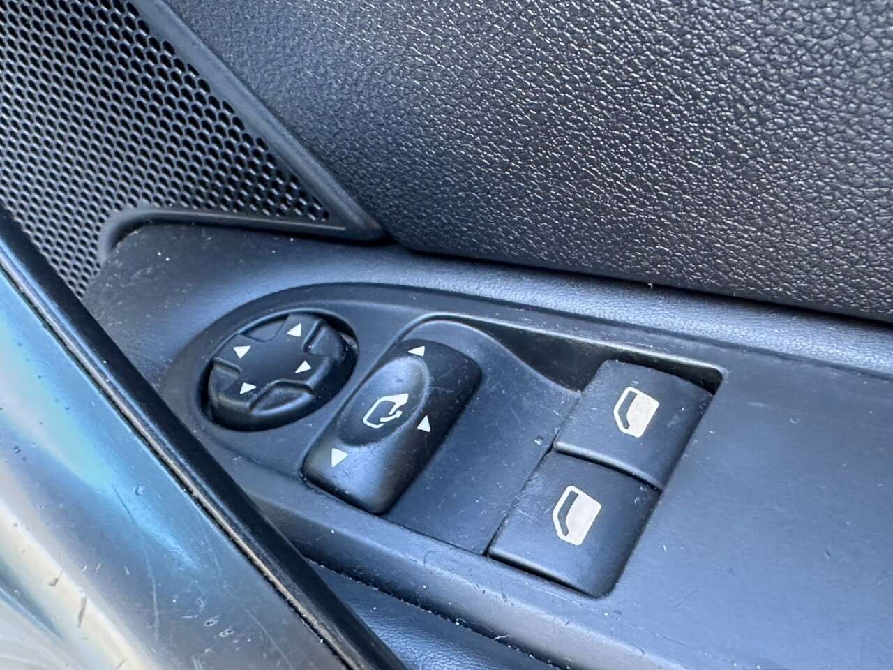 2013 PEUGEOT RCZ 2013 PEUGEOT RCZ