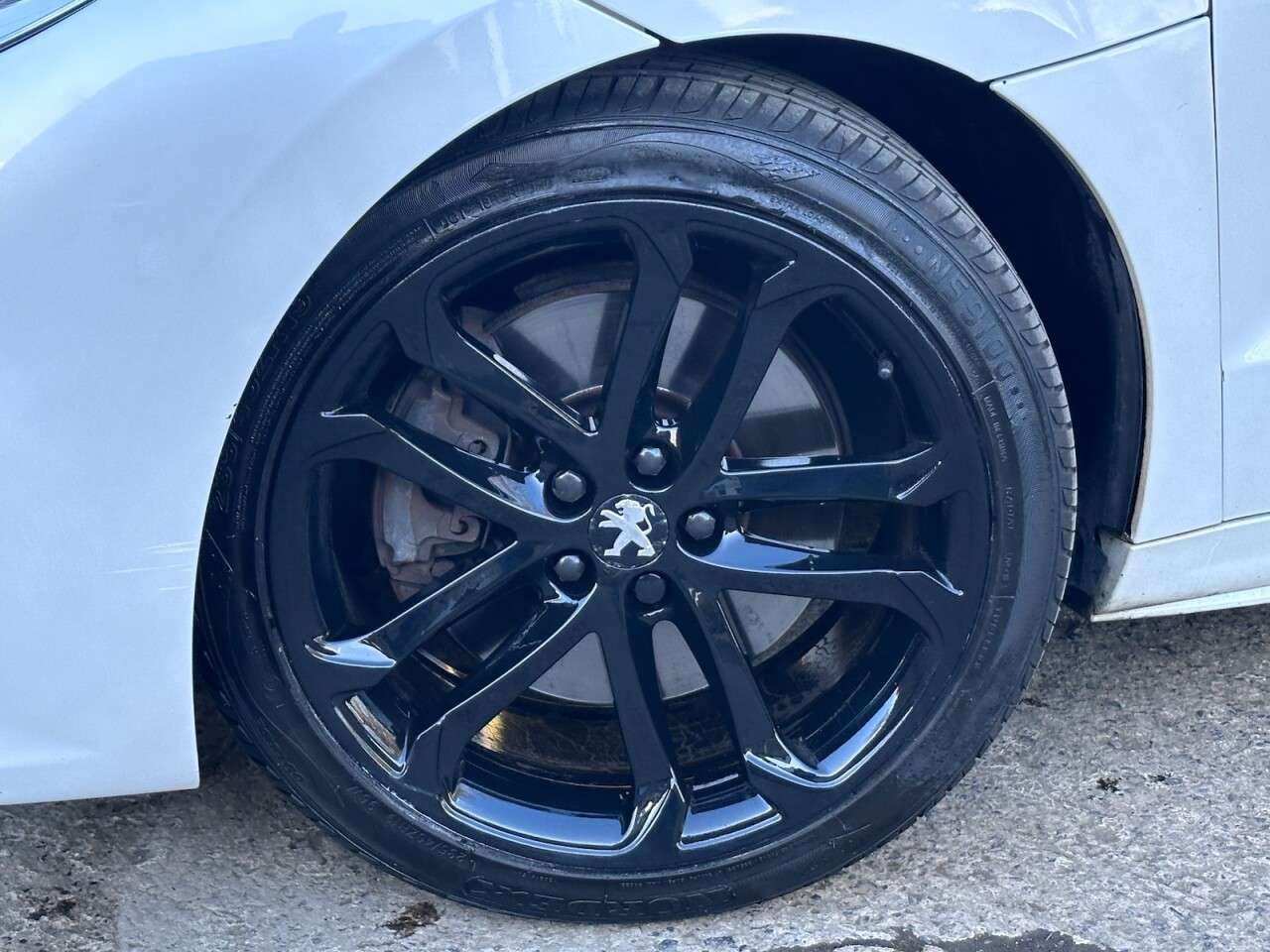 2013 PEUGEOT RCZ 2013 PEUGEOT RCZ