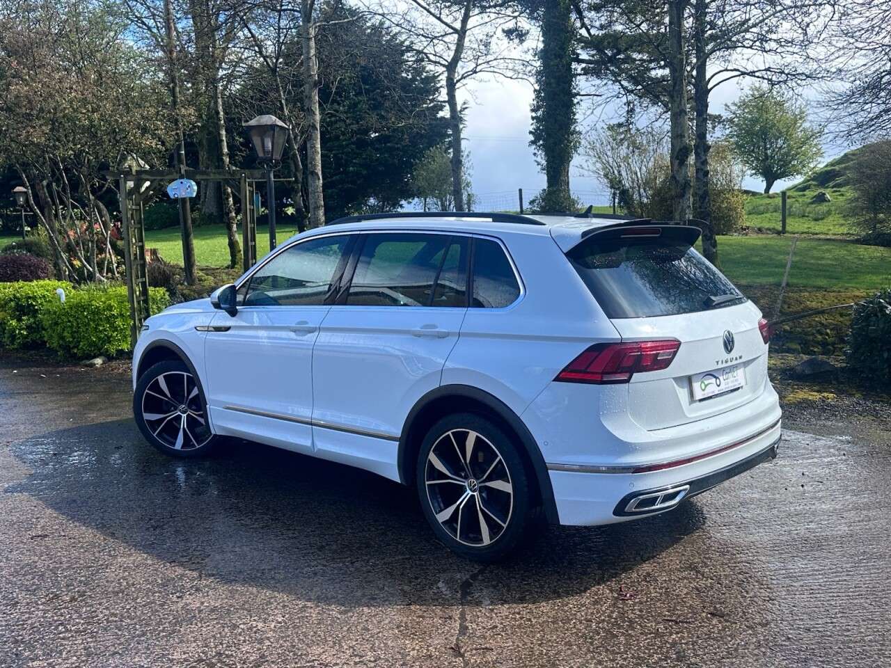 2021 VOLKSWAGEN TIGUAN 2021 VOLKSWAGEN TIGUAN