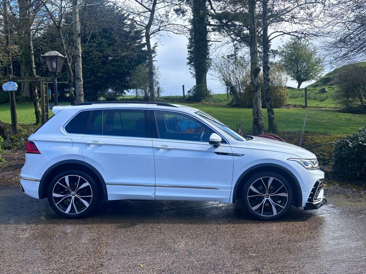 2021 VOLKSWAGEN TIGUAN 2021 VOLKSWAGEN TIGUAN