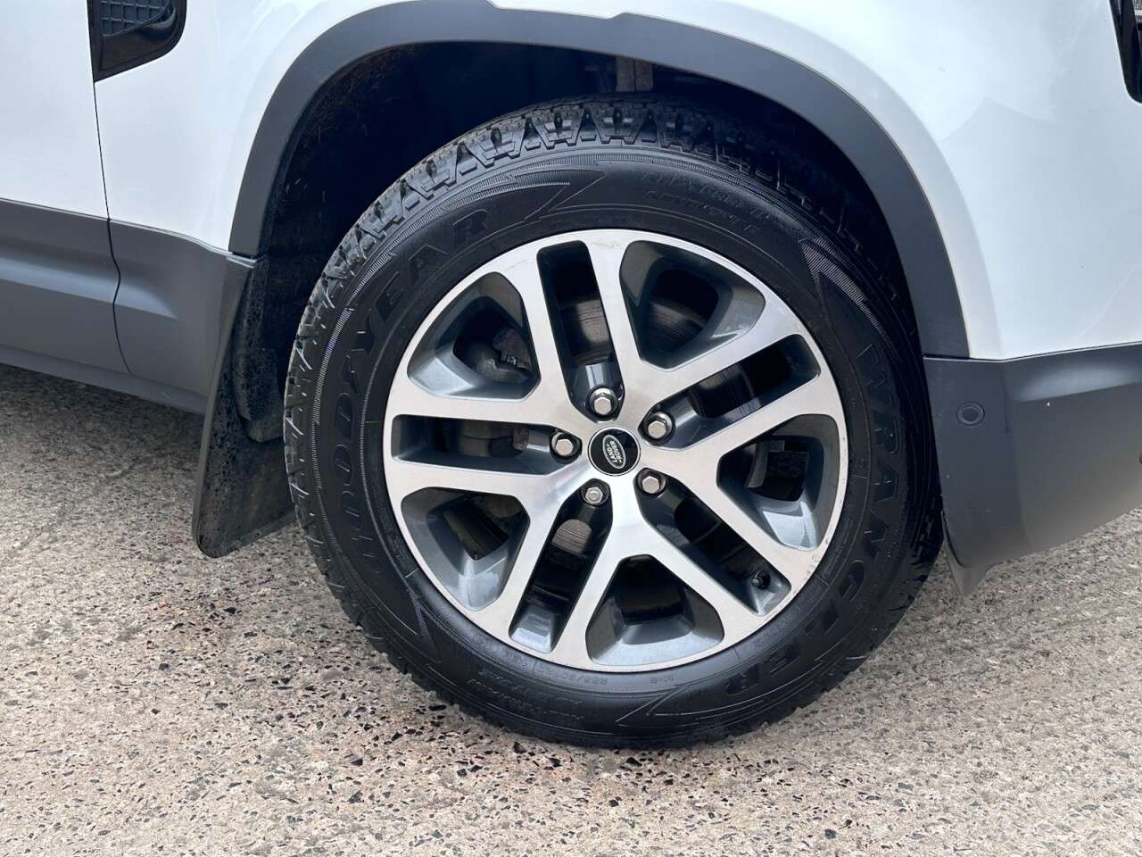 2021 LAND ROVER DEFENDER 110 2021 LAND ROVER DEFENDER 110