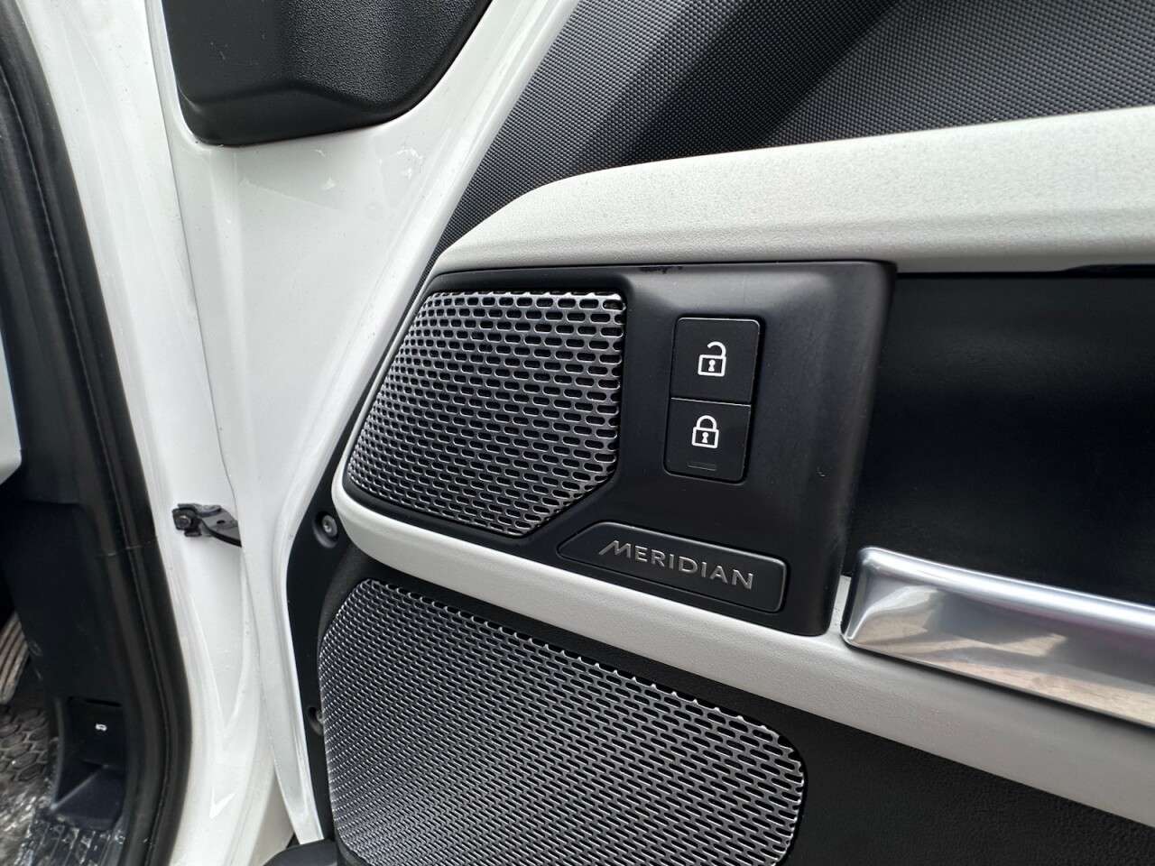 2021 LAND ROVER DEFENDER 110 2021 LAND ROVER DEFENDER 110