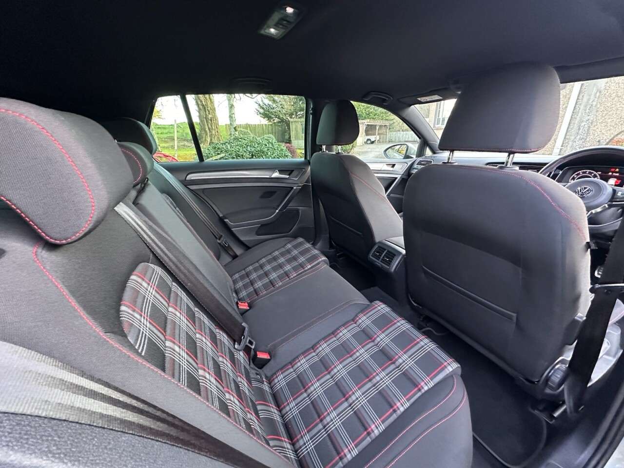 2019 VOLKSWAGEN GOLF 2019 VOLKSWAGEN GOLF