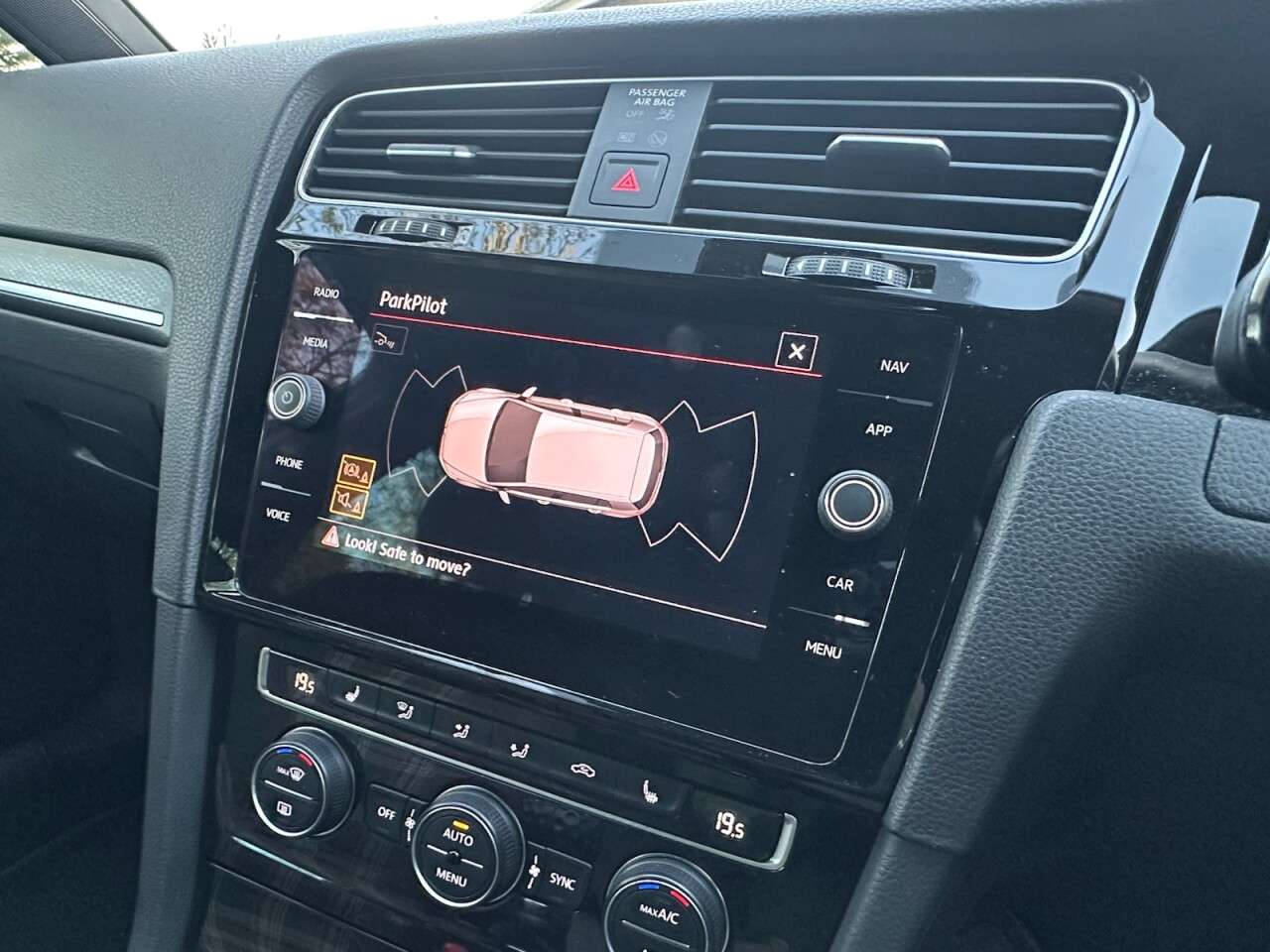 2019 VOLKSWAGEN GOLF 2019 VOLKSWAGEN GOLF