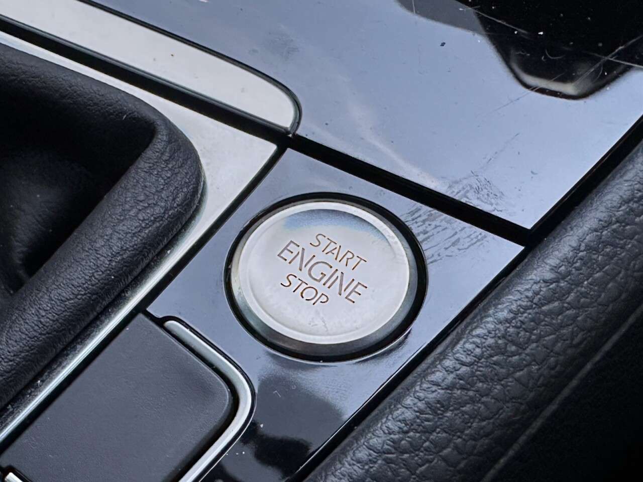 2019 VOLKSWAGEN GOLF 2019 VOLKSWAGEN GOLF