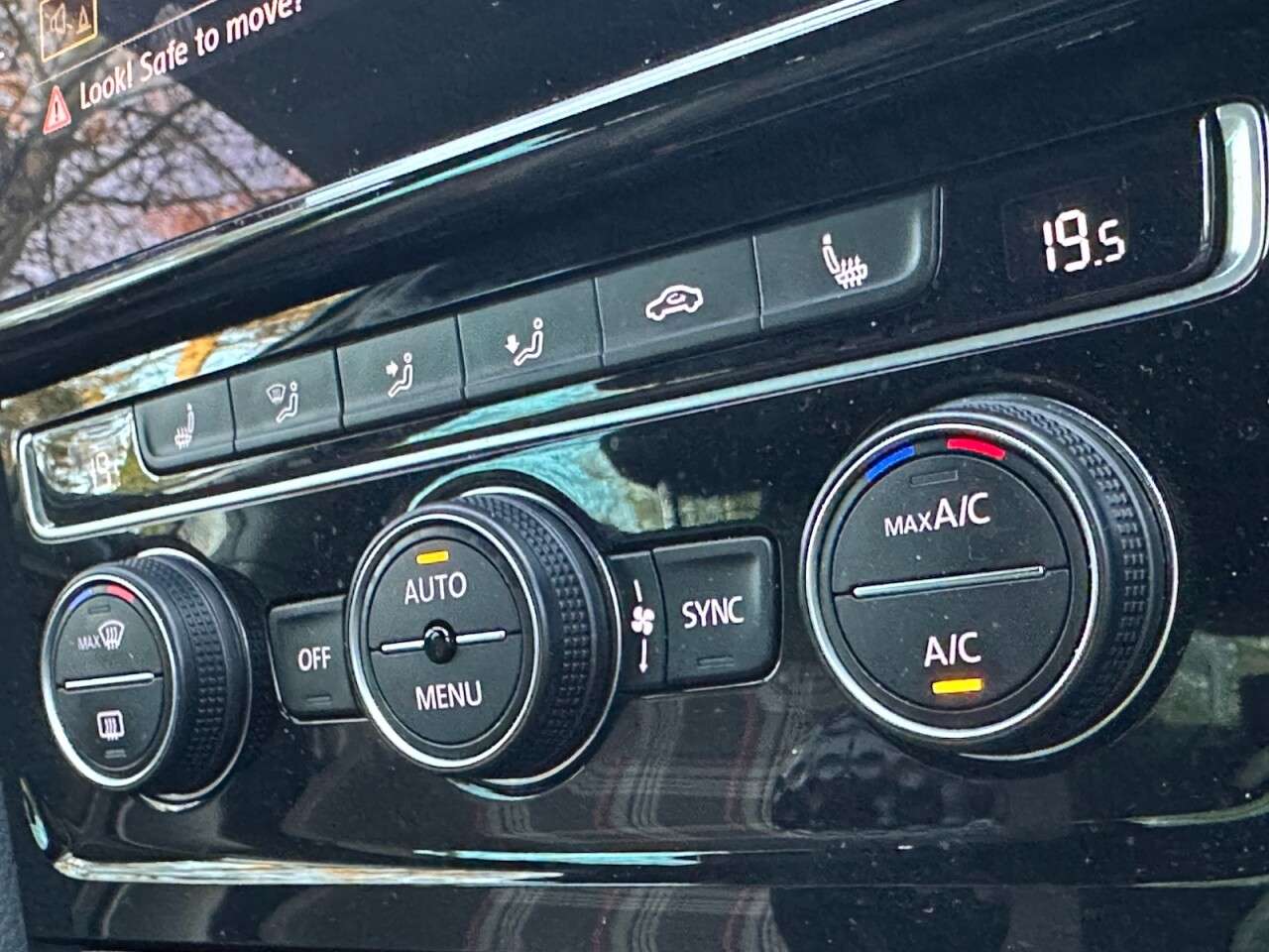 2019 VOLKSWAGEN GOLF 2019 VOLKSWAGEN GOLF