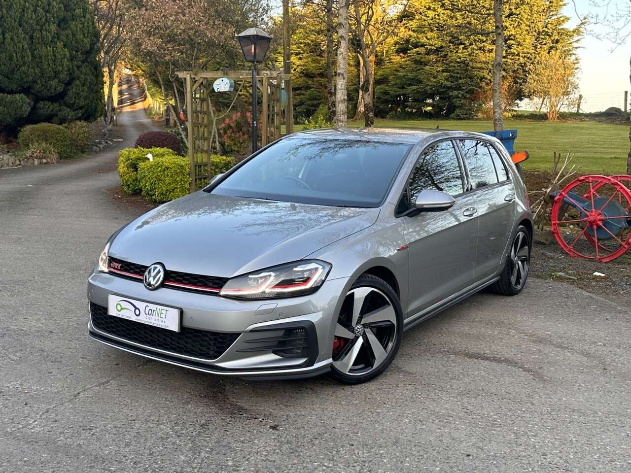 2019 VOLKSWAGEN GOLF 2019 VOLKSWAGEN GOLF