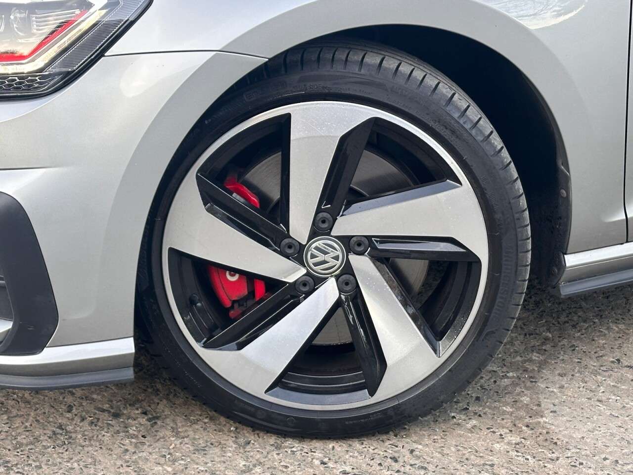 2019 VOLKSWAGEN GOLF 2019 VOLKSWAGEN GOLF
