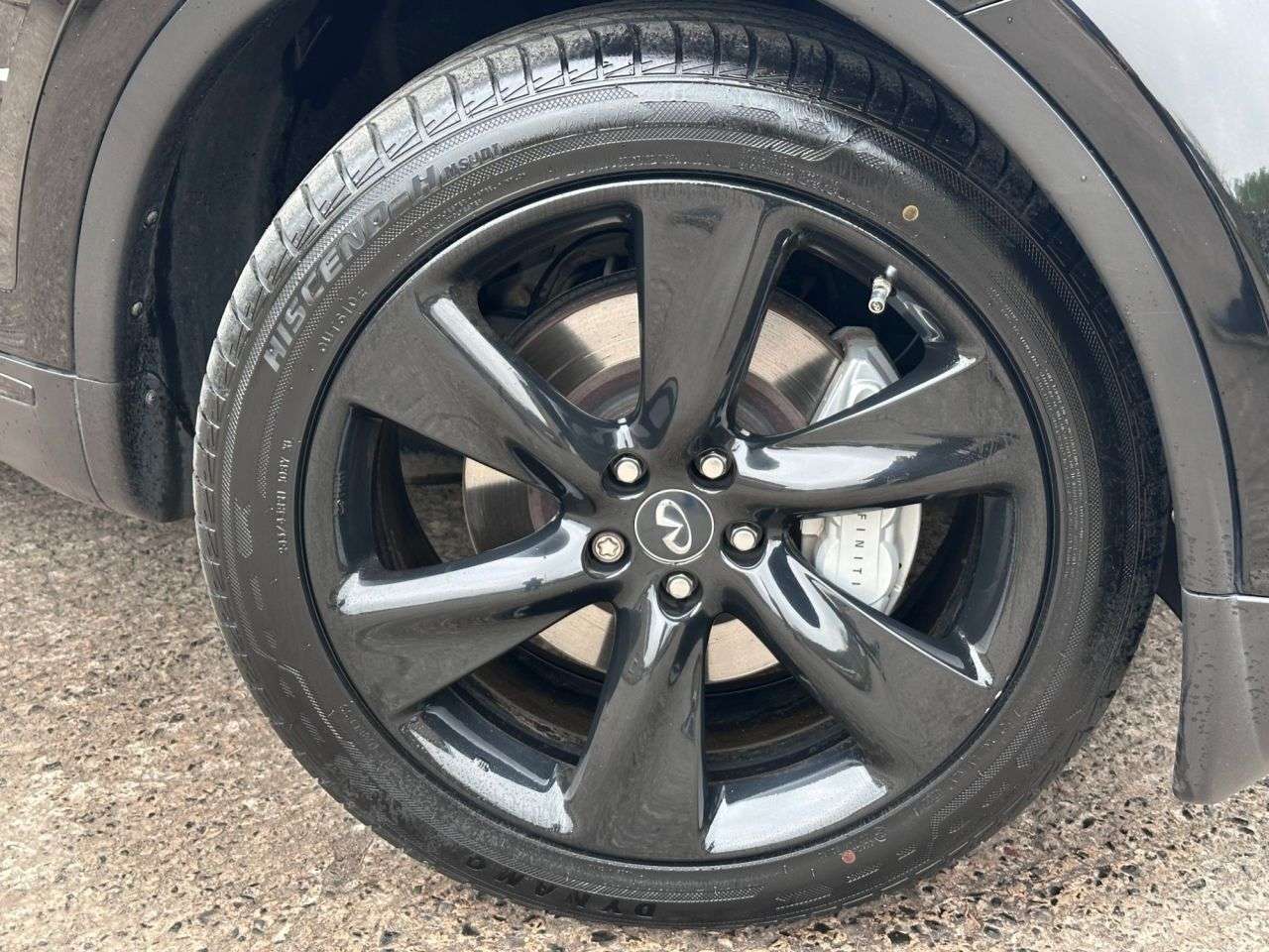 2015 INFINITI QX70 2015 INFINITI QX70