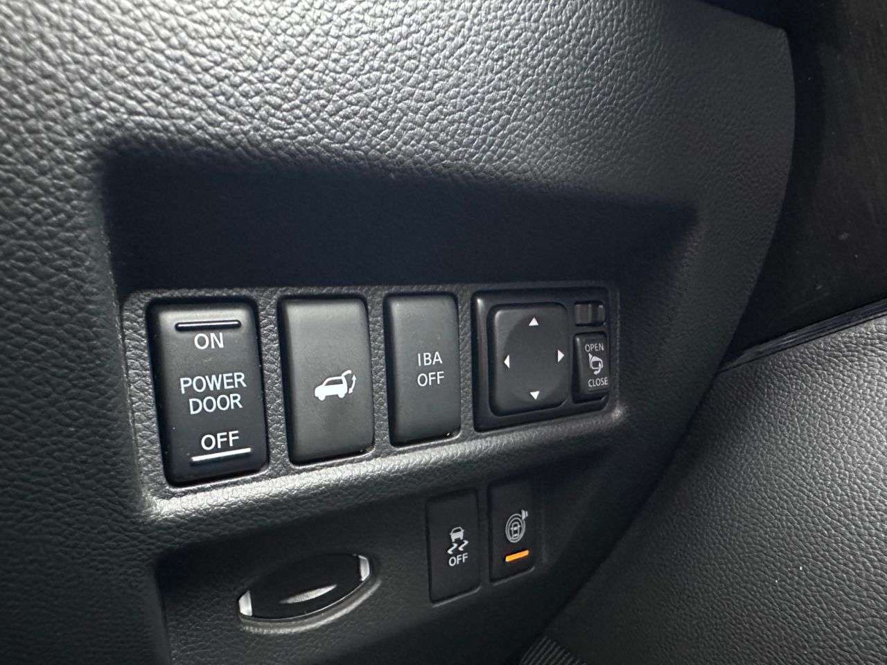 2015 INFINITI QX70 2015 INFINITI QX70