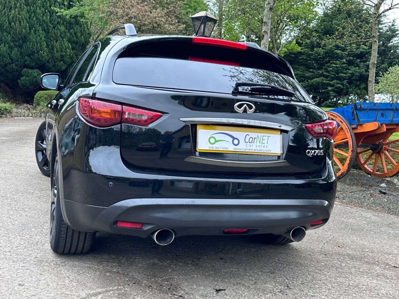 2015 INFINITI QX70 2015 INFINITI QX70