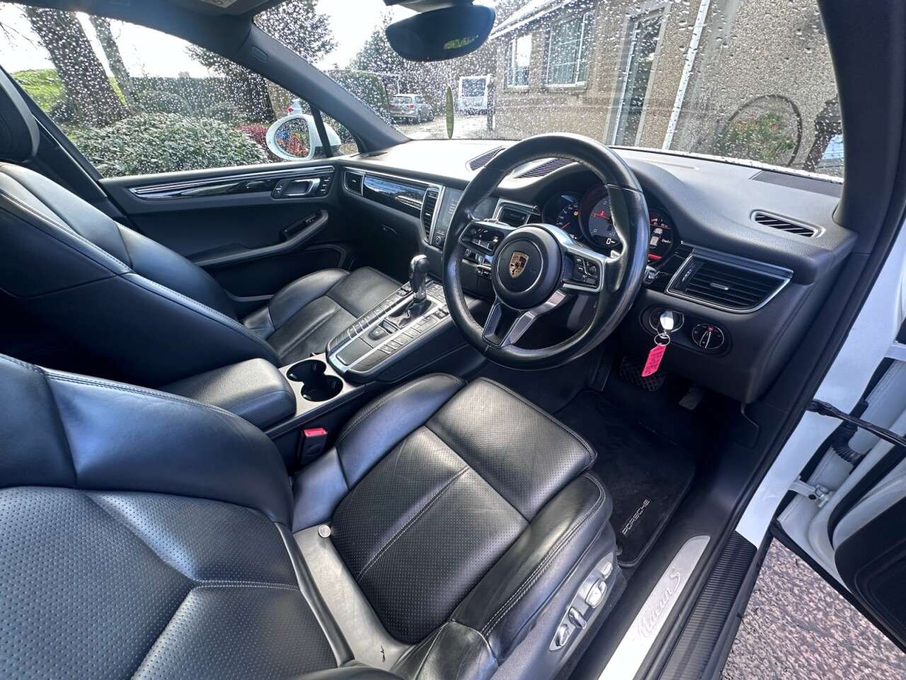 2016 PORSCHE MACAN 2016 PORSCHE MACAN