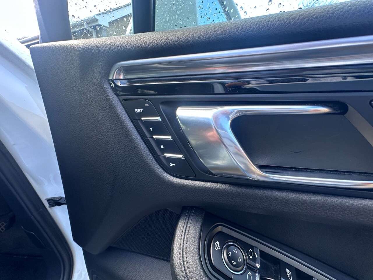 2016 PORSCHE MACAN 2016 PORSCHE MACAN