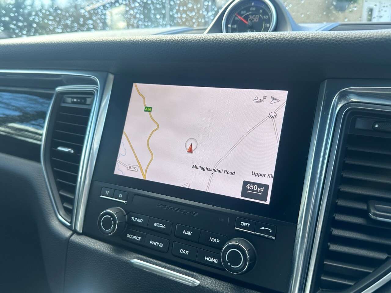 2016 PORSCHE MACAN 2016 PORSCHE MACAN