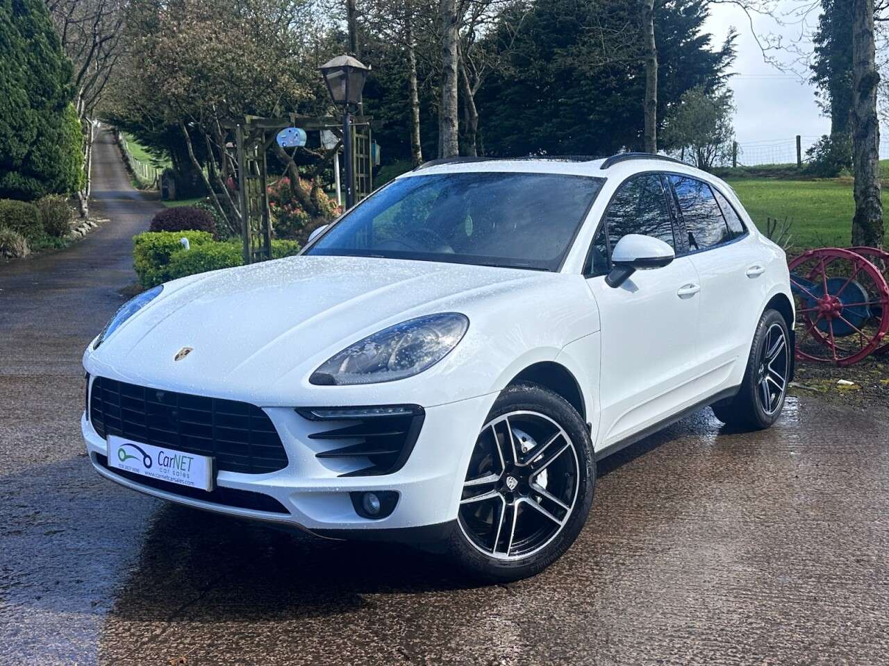 2016 PORSCHE MACAN 2016 PORSCHE MACAN