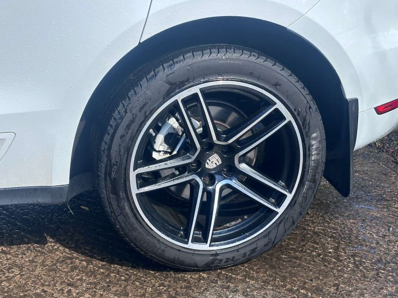 2016 PORSCHE MACAN 2016 PORSCHE MACAN