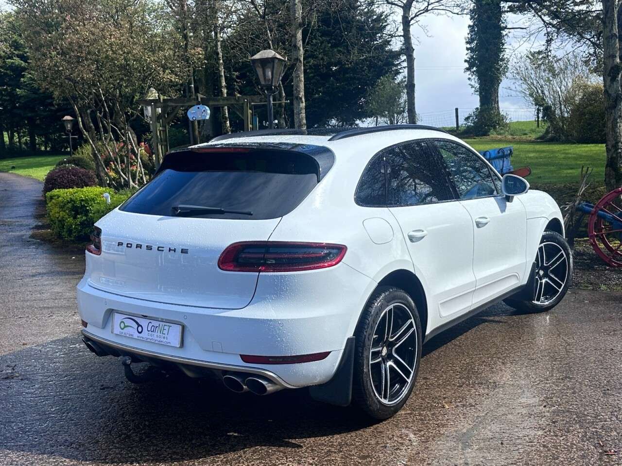 2016 PORSCHE MACAN 2016 PORSCHE MACAN