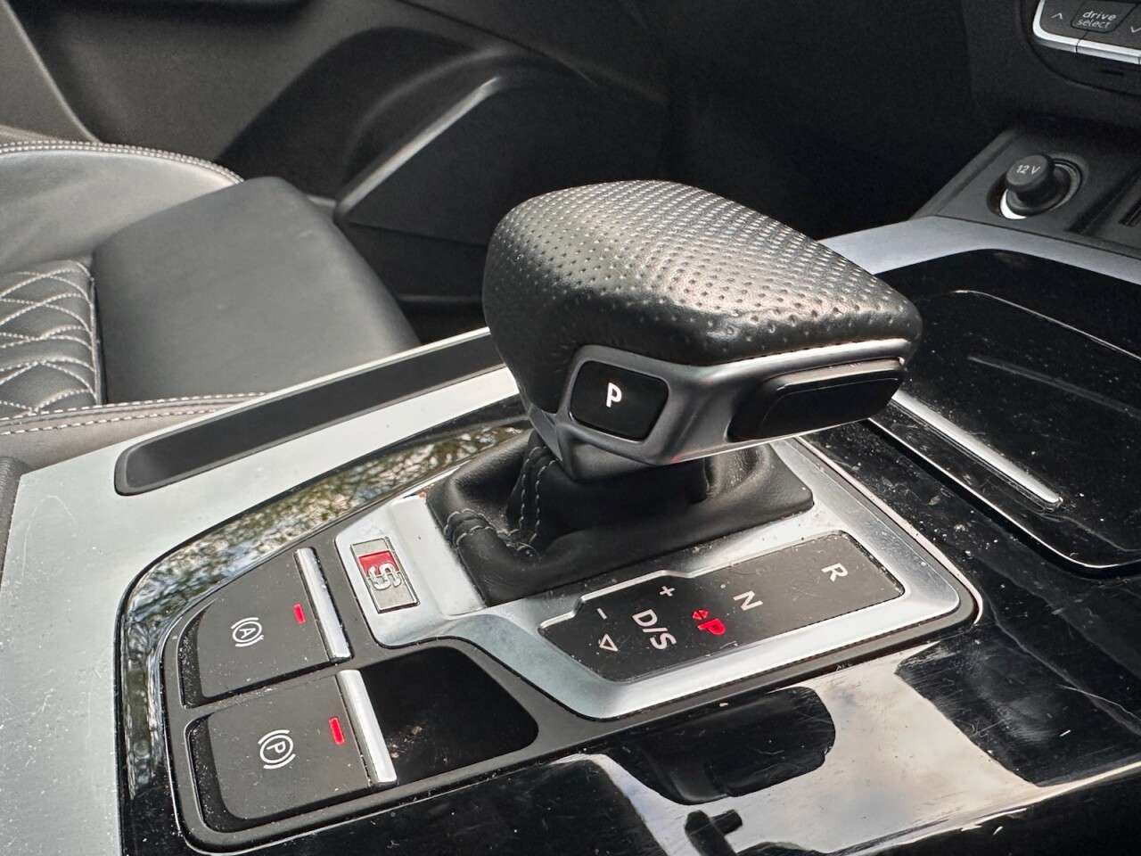 2021 AUDI SQ5 2021 AUDI SQ5