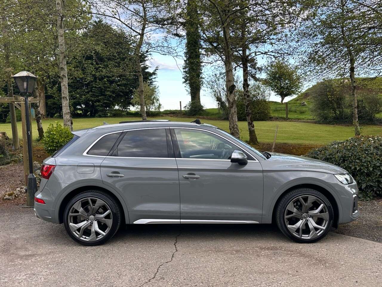 2021 AUDI SQ5 2021 AUDI SQ5