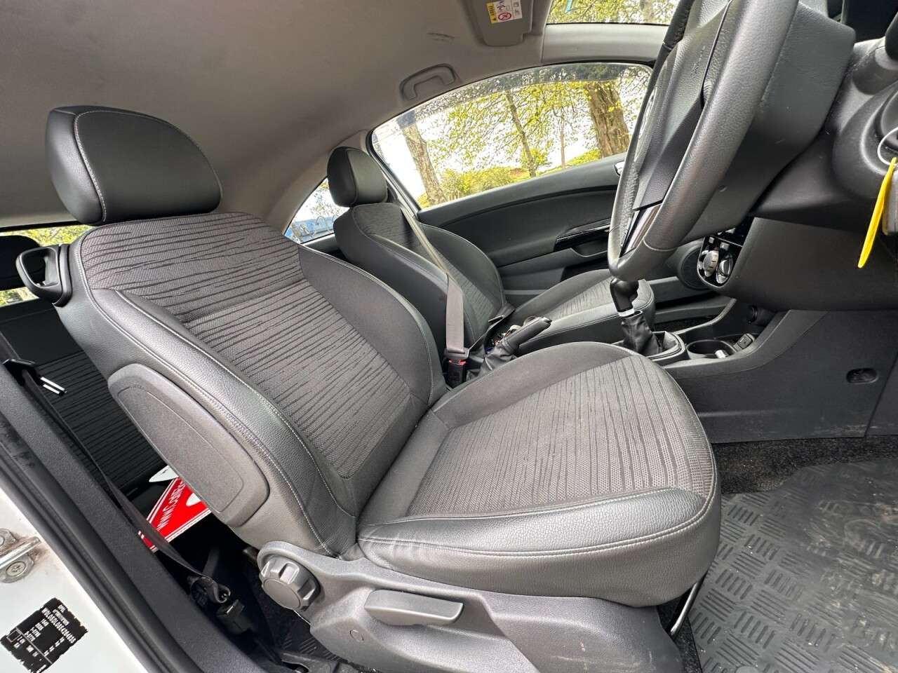 A 2014 VAUXHALL CORSA 1.0 ecoFLEX 12V Excite Hatchback 3dr Petrol Manual Euro 5 (65 ps) A 2014 VAUXHALL CORSA 1.0 ecoFLEX 12V Excite Hatchback 3dr Petrol Manual Euro 5 (65 ps)