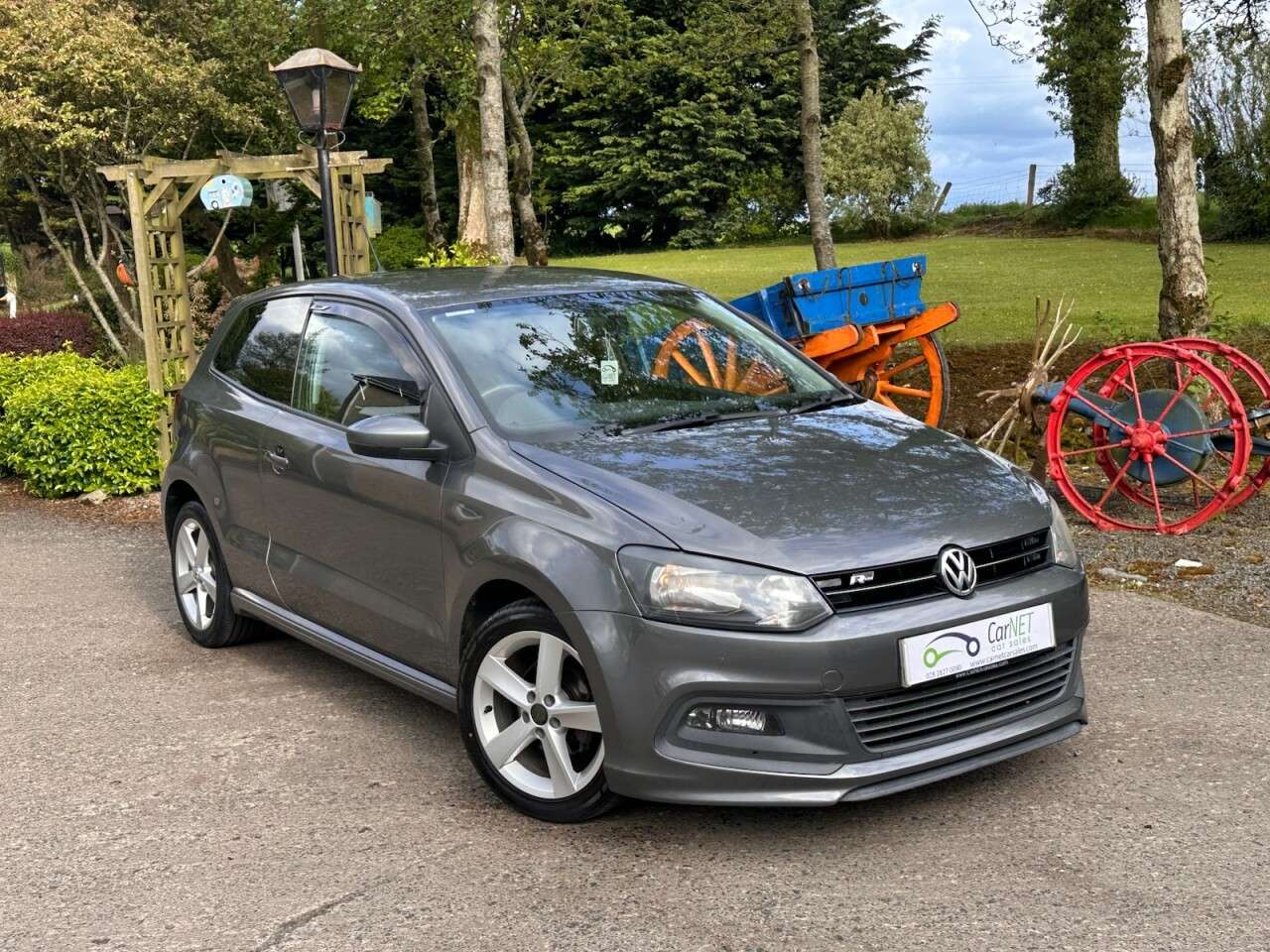 A 2014 VOLKSWAGEN POLO 1.2 R-Line Style Hatchback 3dr Petrol Manual Euro 5 (60 ps) A 2014 VOLKSWAGEN POLO 1.2 R-Line Style Hatchback 3dr Petrol Manual Euro 5 (60 ps)