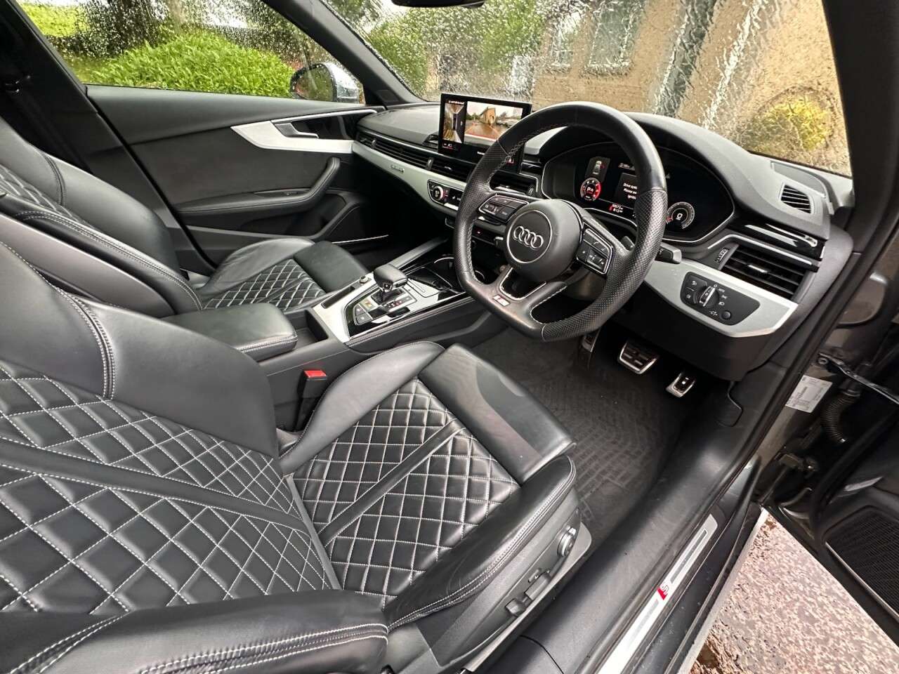 A 2022 AUDI S4 3.0 TDI V6 Saloon 4dr Diesel Tiptronic quattro Euro 6 (s/s) (341 ps) A 2022 AUDI S4 3.0 TDI V6 Saloon 4dr Diesel Tiptronic quattro Euro 6 (s/s) (341 ps)