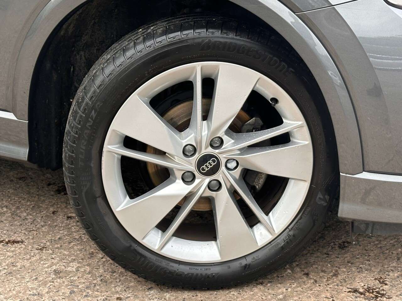 A 2023 AUDI Q2 1.5 TFSI CoD 35 S line SUV 5dr Petrol Manual Euro 6 (s/s) (150 ps) A 2023 AUDI Q2 1.5 TFSI CoD 35 S line SUV 5dr Petrol Manual Euro 6 (s/s) (150 ps)