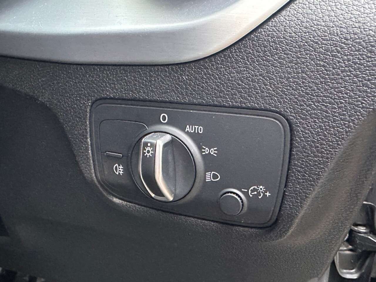 2023 AUDI Q2 2023 AUDI Q2
