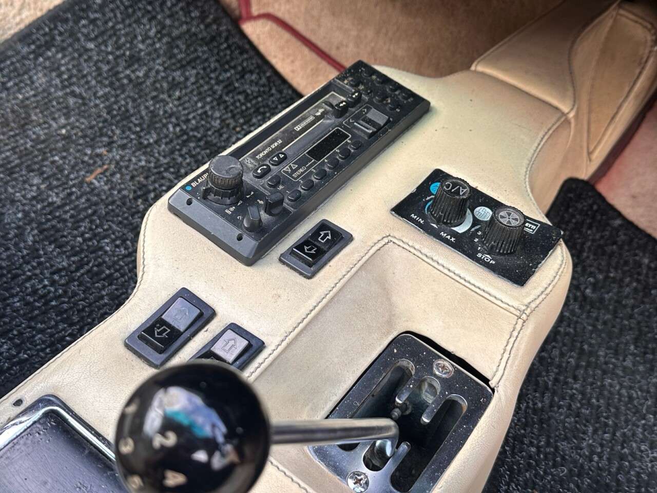 1977 FERRARI 308 1977 FERRARI 308