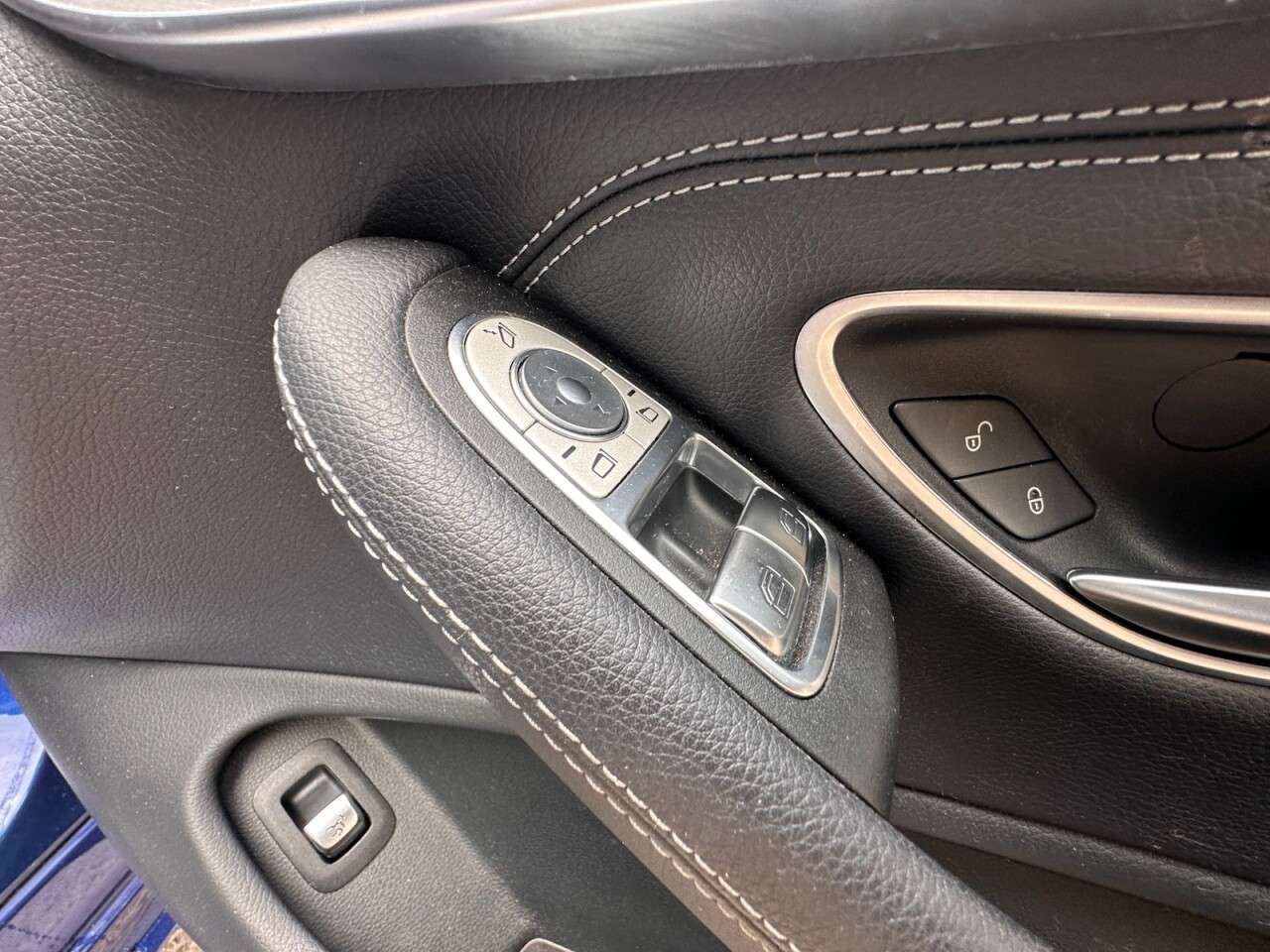 A 2018 MERCEDES-BENZ C CLASS 2.1 C220d AMG Line Coupe 2dr Diesel G-Tronic+ Euro 6 (s/s) (170 ps) A 2018 MERCEDES-BENZ C CLASS 2.1 C220d AMG Line Coupe 2dr Diesel G-Tronic+ Euro 6 (s/s) (170 ps)