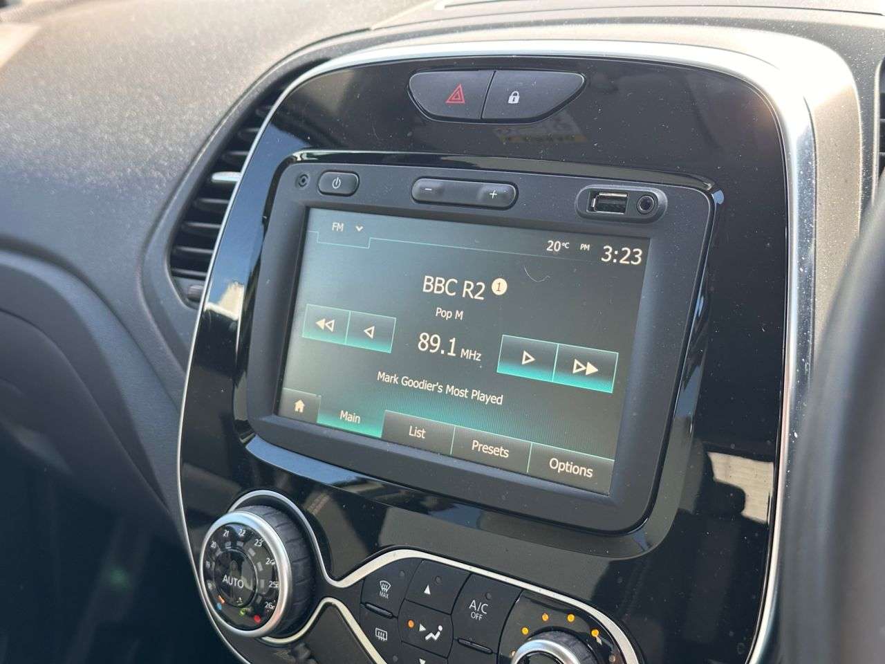 2019 RENAULT CAPTUR 2019 RENAULT CAPTUR