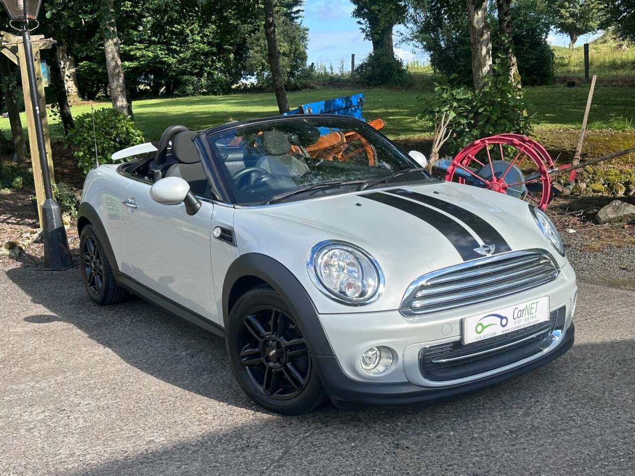 A 2014 MINI ROADSTER 1.6 Cooper Convertible 2dr Petrol Auto Euro 6 (122 ps) A 2014 MINI ROADSTER 1.6 Cooper Convertible 2dr Petrol Auto Euro 6 (122 ps)
