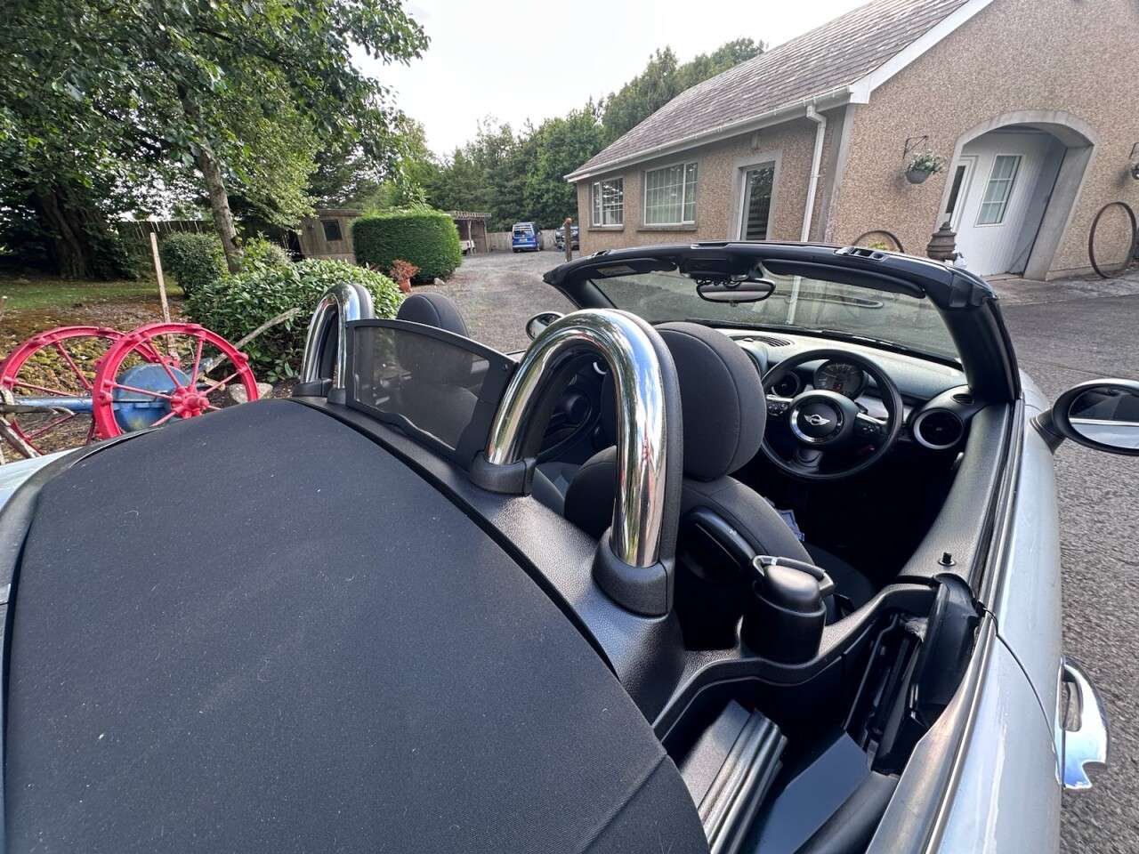 A 2014 MINI ROADSTER 1.6 Cooper Convertible 2dr Petrol Auto Euro 6 (122 ps) A 2014 MINI ROADSTER 1.6 Cooper Convertible 2dr Petrol Auto Euro 6 (122 ps)