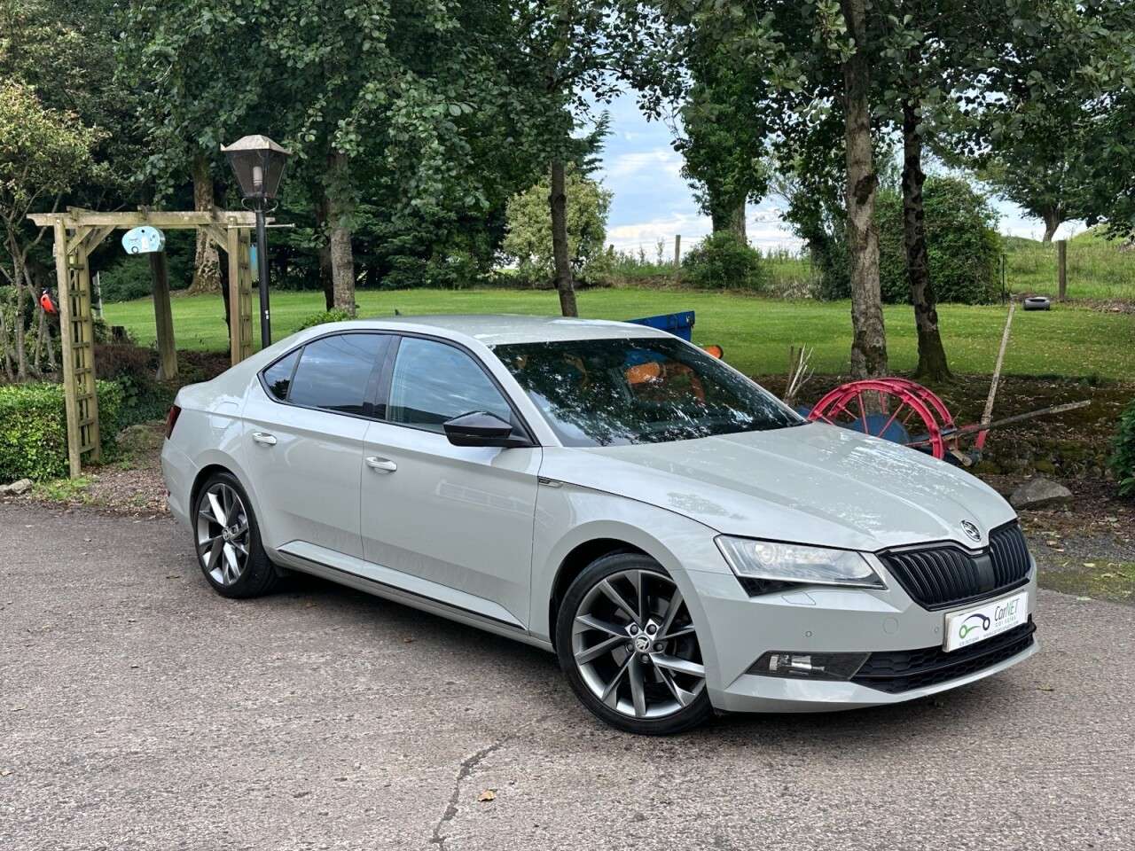 A 2019 SKODA SUPERB SPORTLINE TDI DSG A 2019 SKODA SUPERB SPORTLINE TDI DSG
