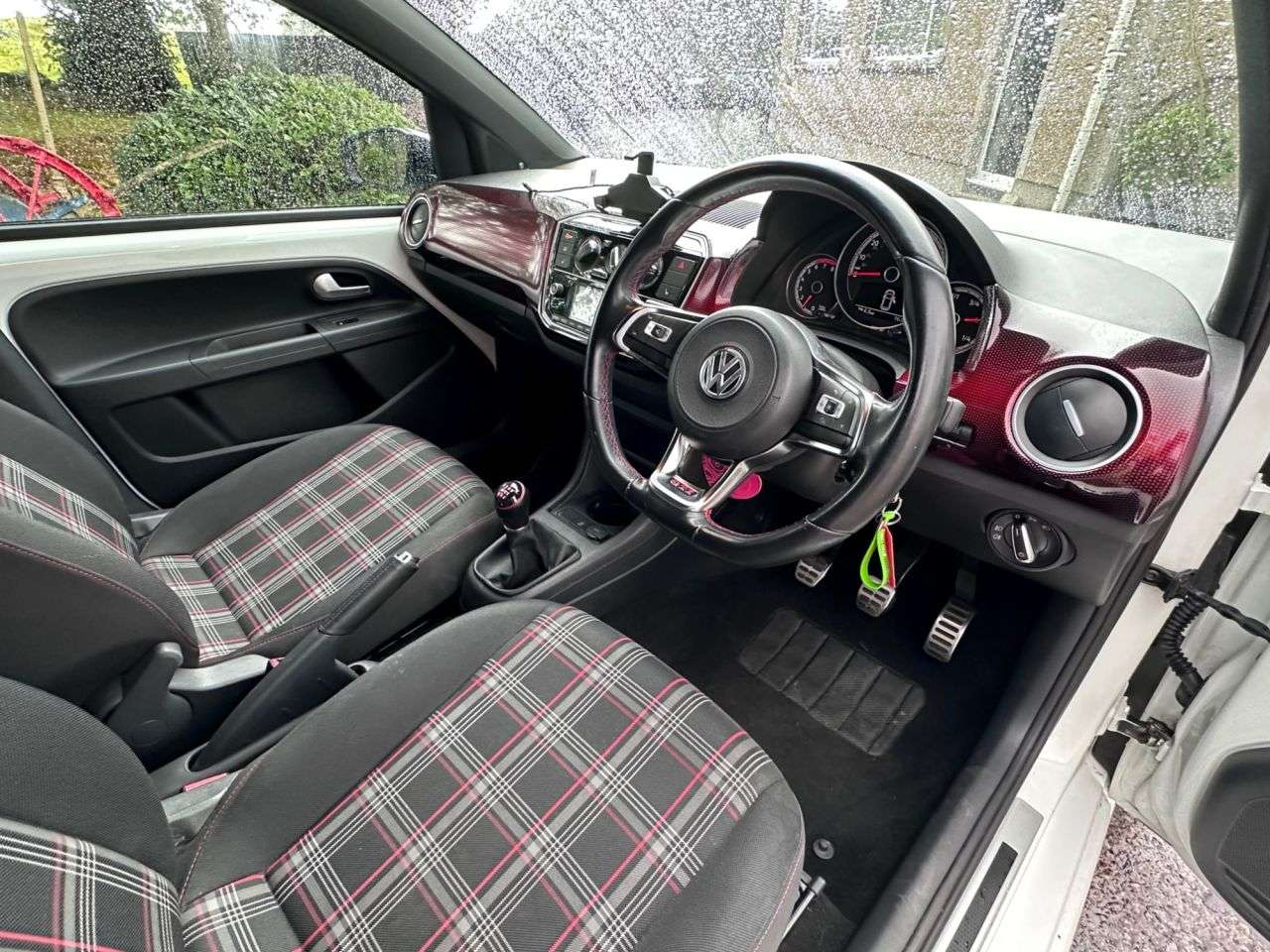 2018 VOLKSWAGEN UP! 2018 VOLKSWAGEN UP!