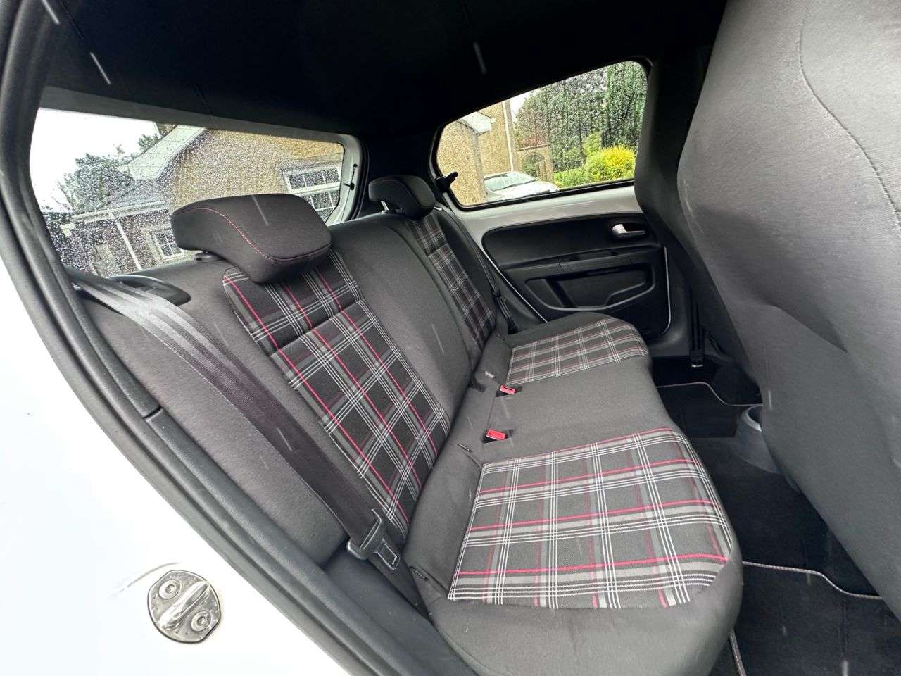 2018 VOLKSWAGEN UP! 2018 VOLKSWAGEN UP!