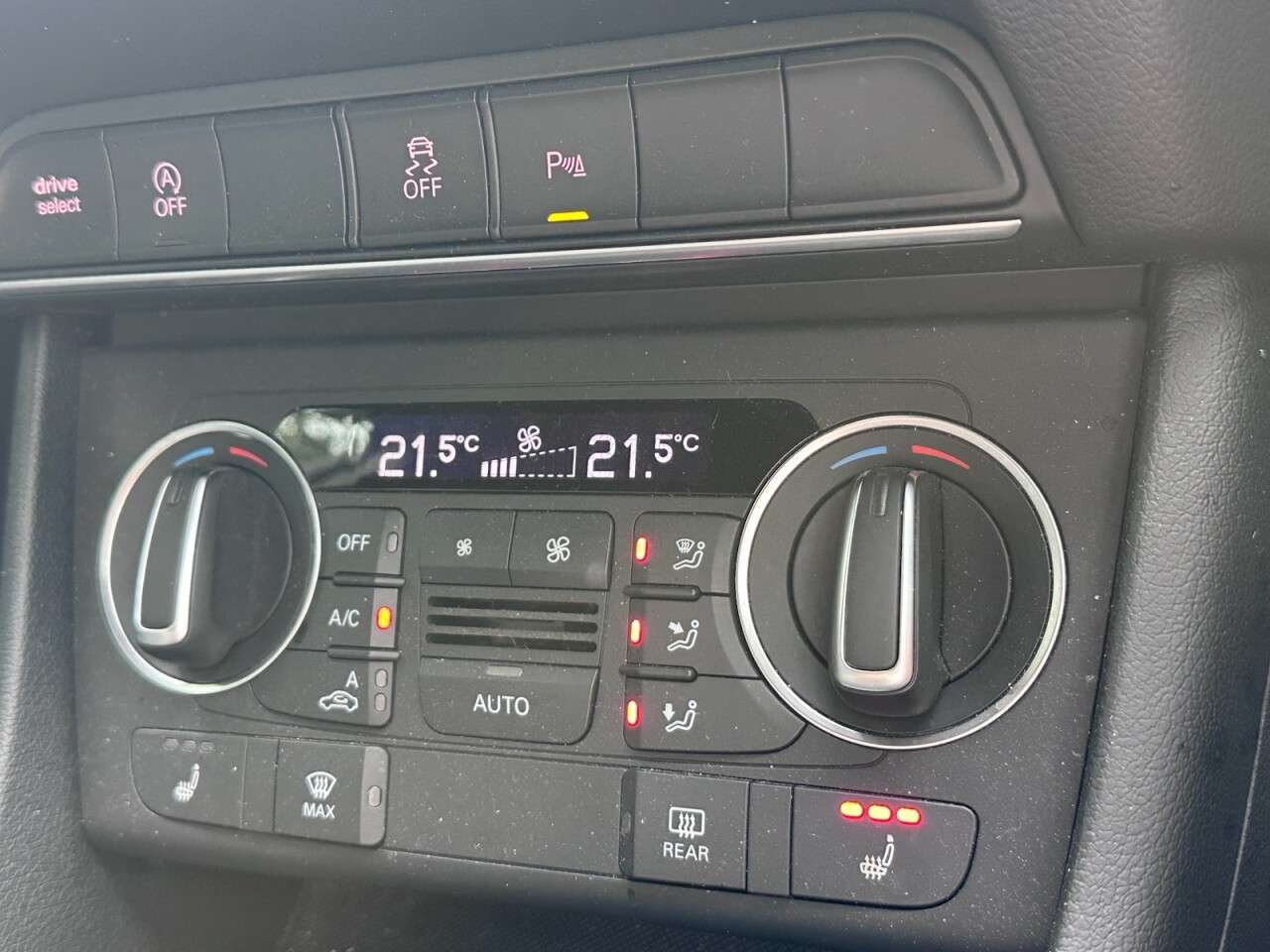 2019 AUDI Q3 2019 AUDI Q3