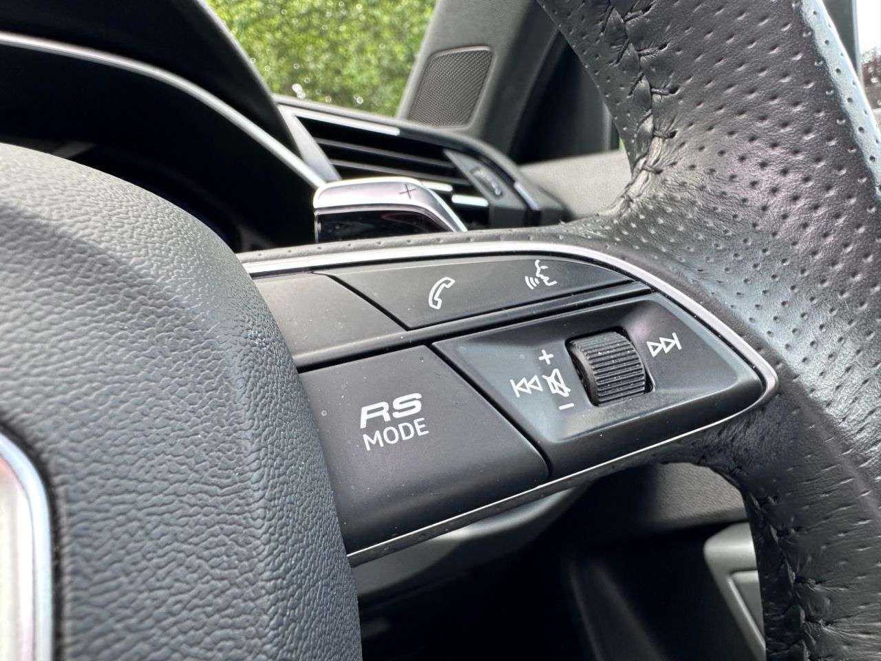 2020 AUDI RS Q3 2020 AUDI RS Q3