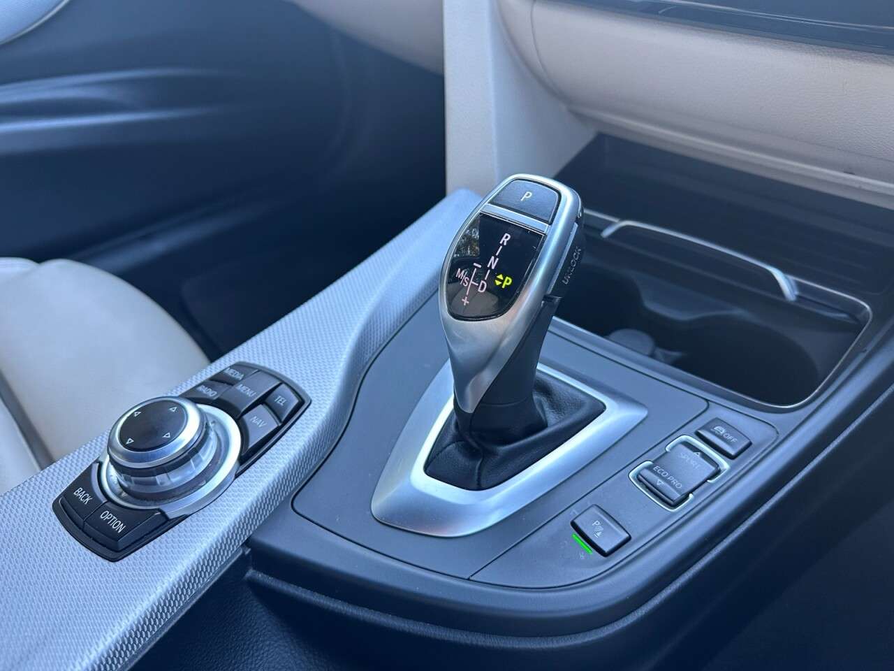 2017 BMW 3 SERIES 2017 BMW 3 SERIES