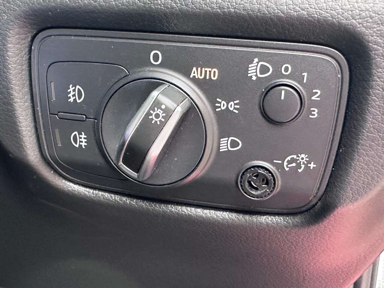 2016 AUDI A3 2016 AUDI A3