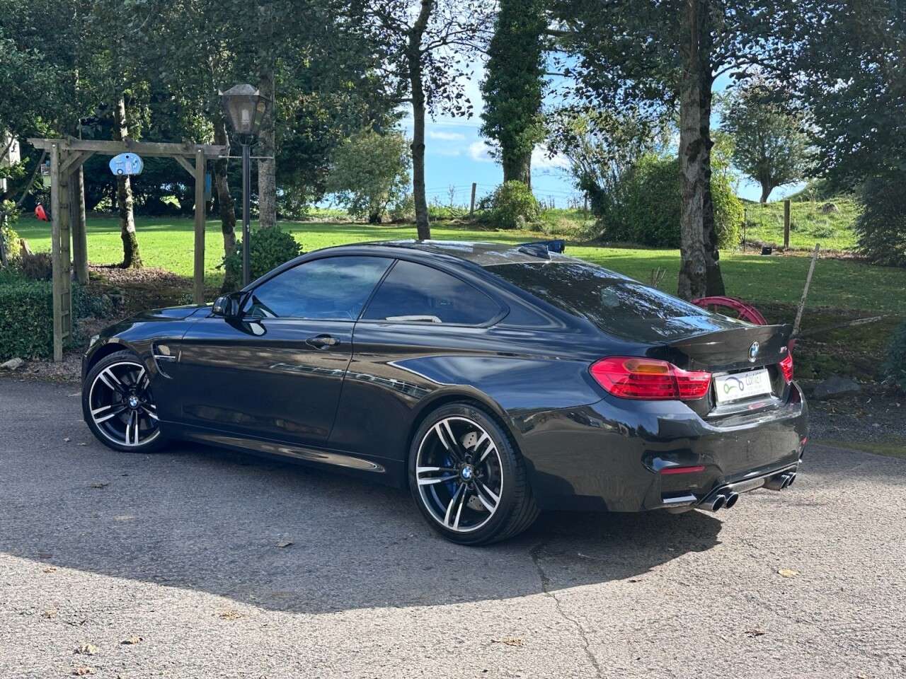 2016 BMW M4 2016 BMW M4