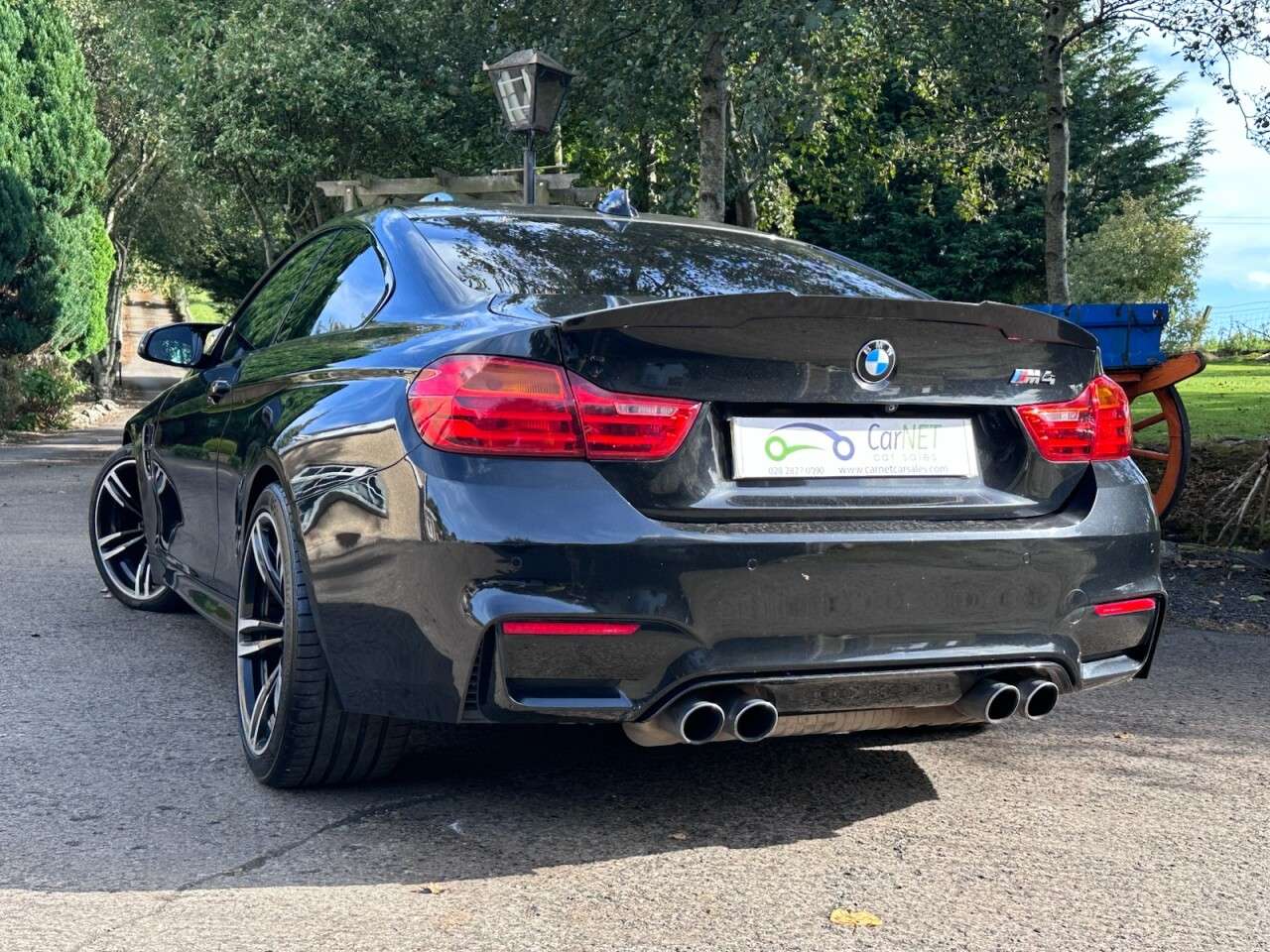 2016 BMW M4 2016 BMW M4