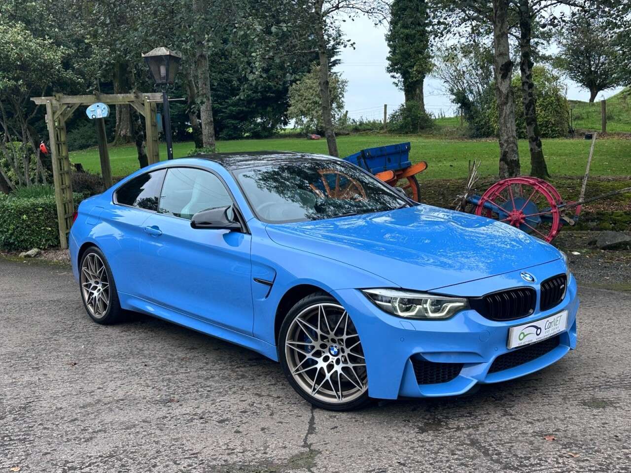 2017 BMW M4 2017 BMW M4